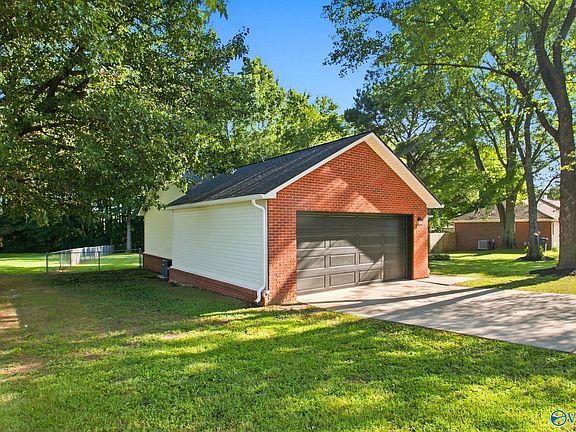 3rd image of 2357 Grimwood Rd