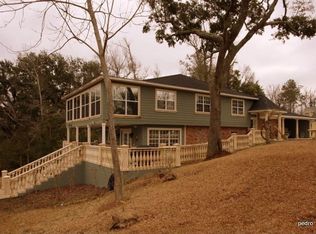 9716 Marina Ave, Ocean Springs, MS 39564