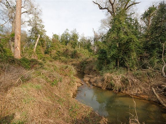 2nd image of 2455 County Road 386