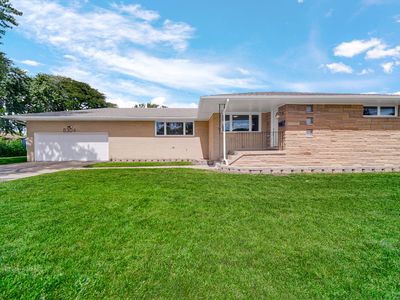 8304 Monroe Ave, Munster, IN, 46321