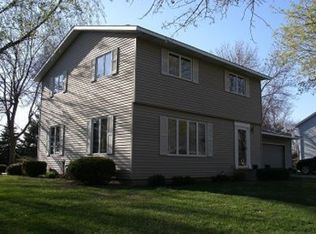1205 Westwood Dr, Marshall, MN 56258