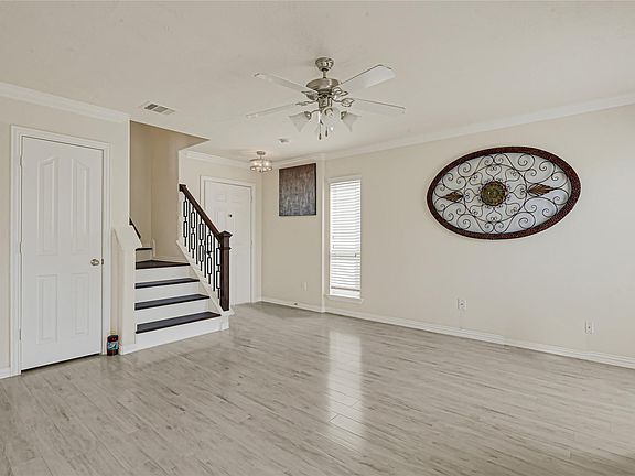 5th image of 2834 Chaplin Place Dr