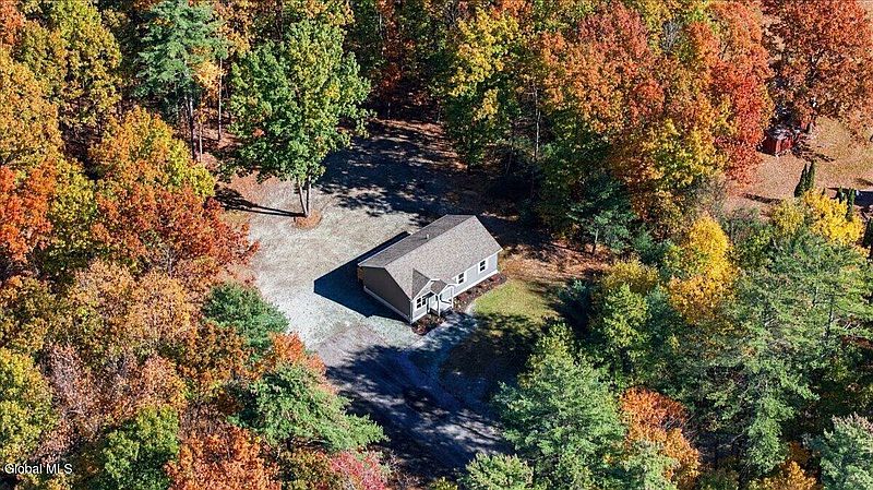 3rd image of 86 Eagan Road