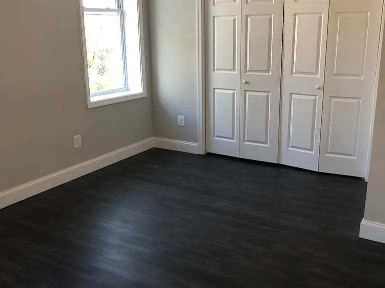 2206 N Charles St — Photo 2