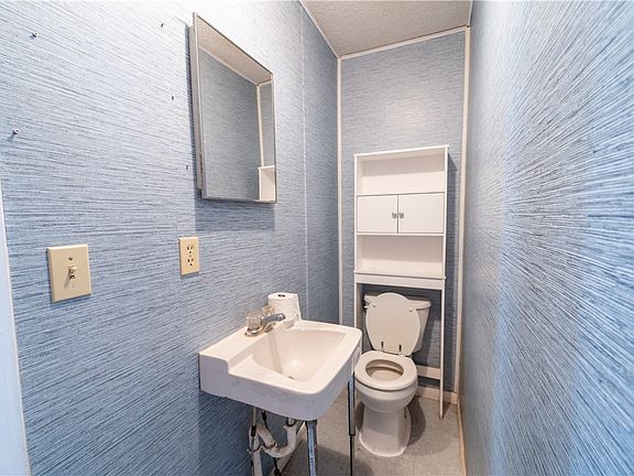 5th image of 514 W Pearl St