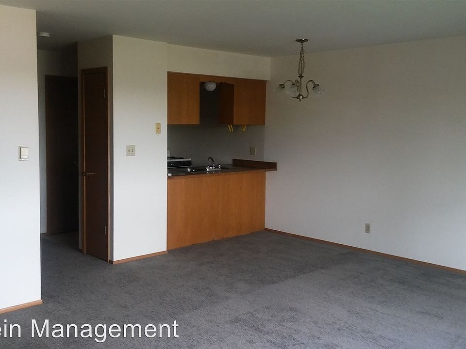 2nd image of N84W15920 Menomonee Ave #207