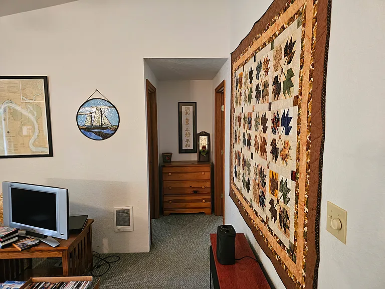 10027 Yaquina Bay Rd — Photo 32
