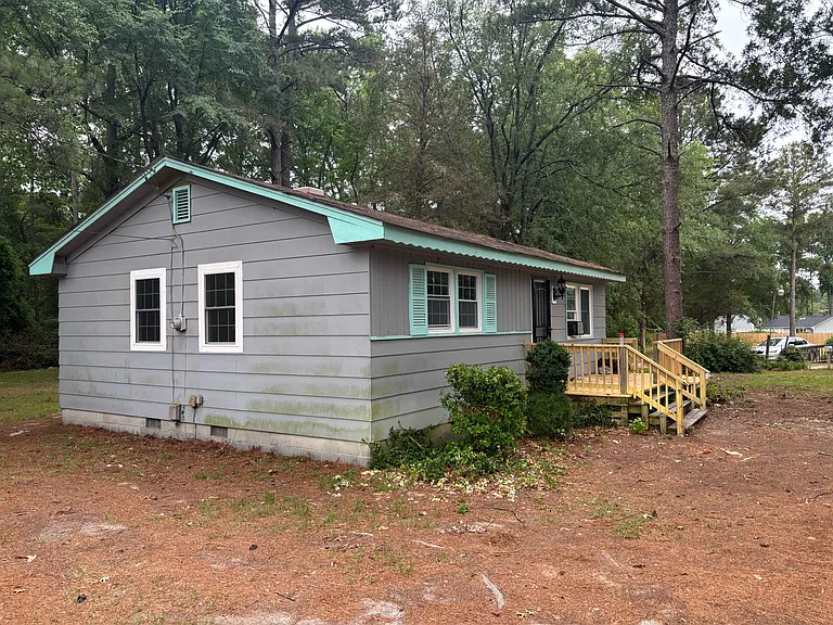 6315 US Highway 301 S — Photo 16