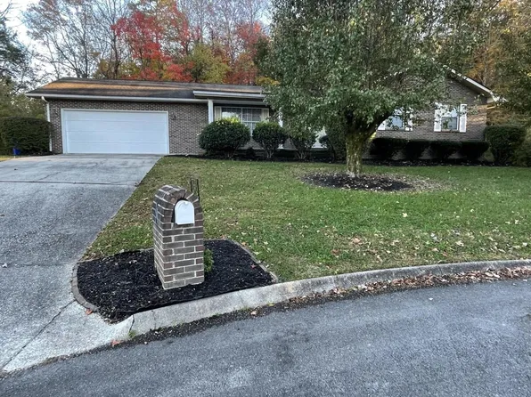 109 Eastridge Dr, Oak Ridge, TN 37830