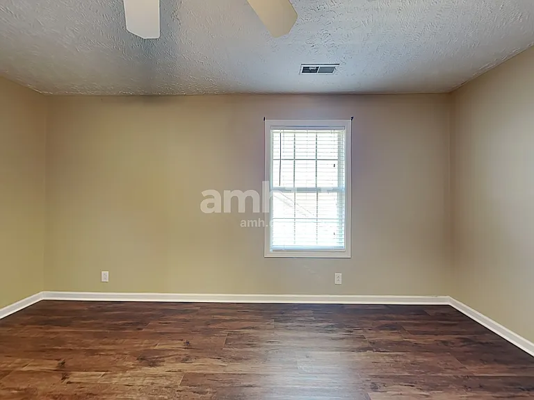 1802 Potters Ct — Photo 19