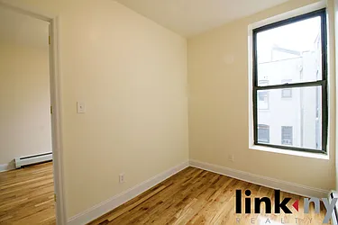 Rented by Link NY Realty