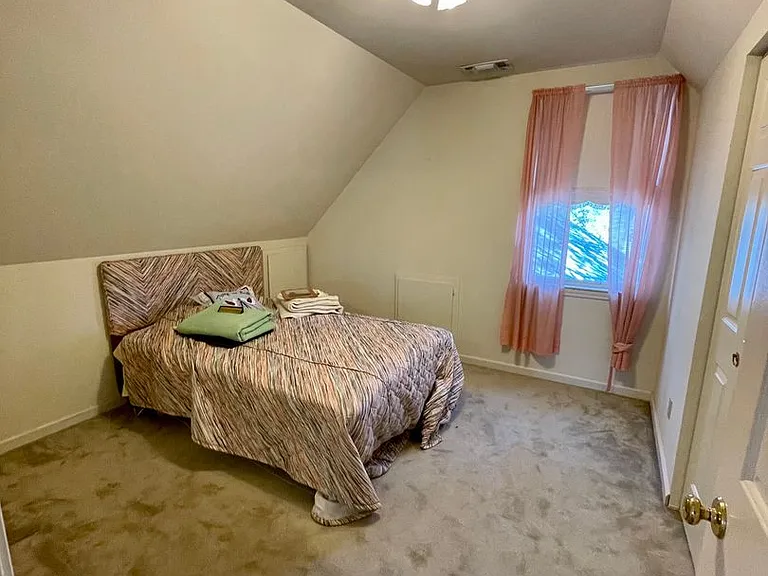 12439 Homestead Way — Photo 15