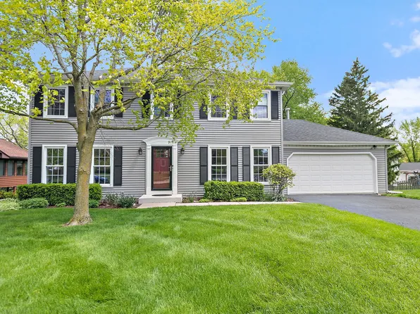 18 Jennifer Ln, Dekalb, IL 60115