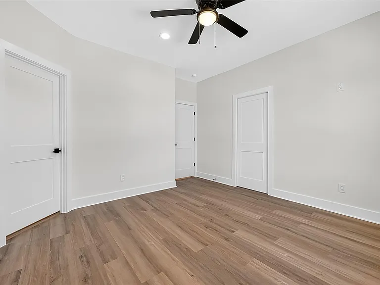 12315 New Jordan Ln — Photo 34