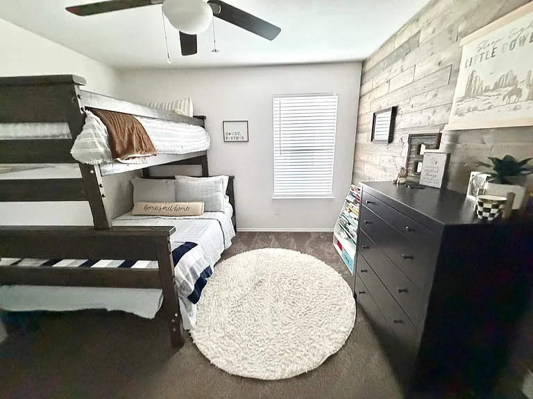 9033 Blackstone Dr — Photo 11