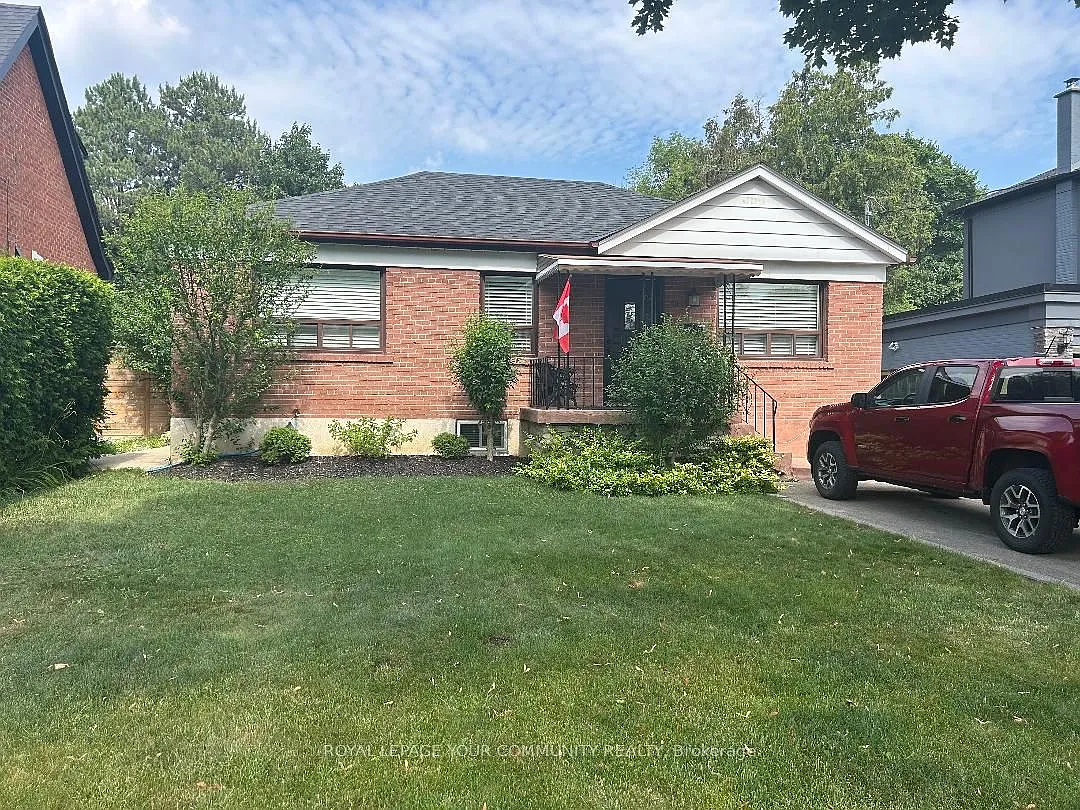3 bed, $2,000 — Photo 1