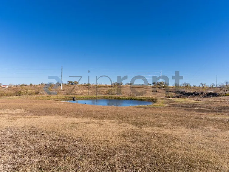 1885 County Road 452 — Photo 24