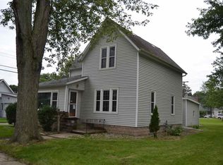 352 N Clark St, Nappanee, IN 46550