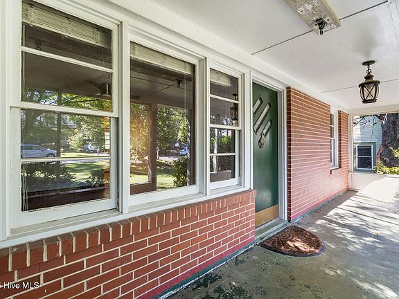 3rd image of 440 N Ashe Street