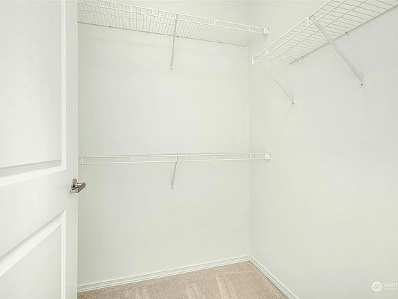 4th image of 15 164th St SW APT J4