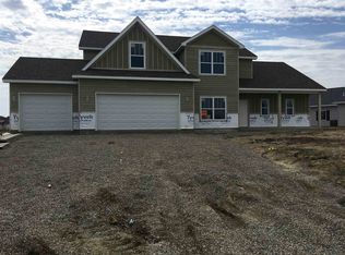 1004 Osprey Ct, Kendallville, IN 46755