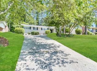 2813 Rainbow Forest Dr, Decatur, GA 30034