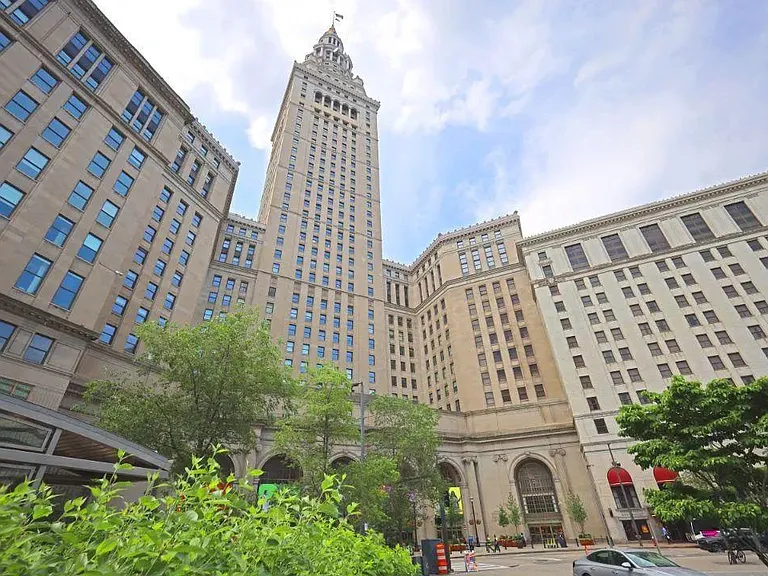 The Terminal Tower Residences — Photo 22