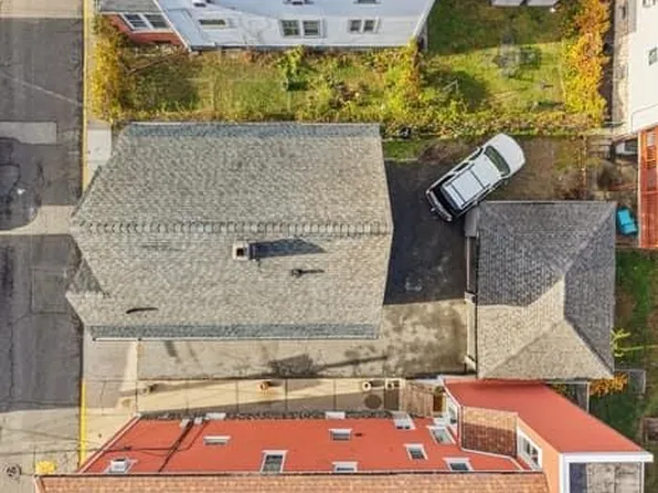 7 Laird Place image 11 of 48