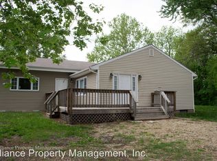 10735 Military Trail Rd, Manhattan, KS 66502