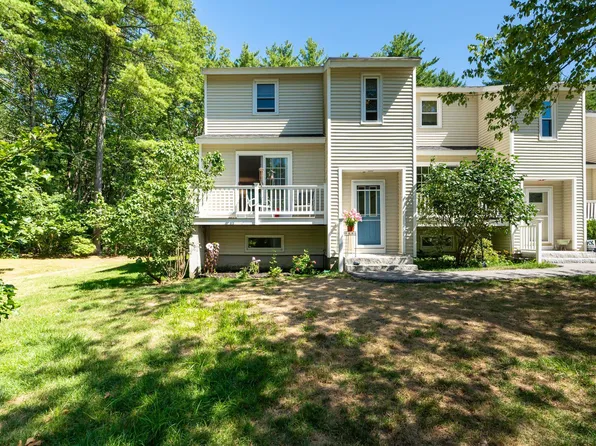 27 Pine Meadows Drive, Exeter, NH 03833-4844