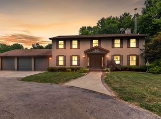 11613 Edgewood Rd, Bellevue, MI 49021