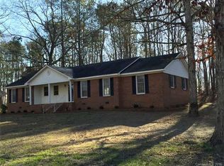 103 Loblolly Dr, Mount Gilead, NC 27306