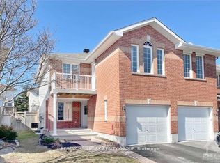 1316 Halton Ter, Ottawa, ON K2K3K6