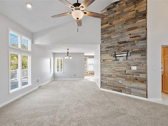 4th image of 115 Stonebrae Dr