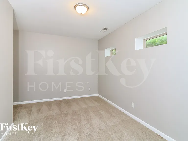 850 Riverdance Dr — Photo 12