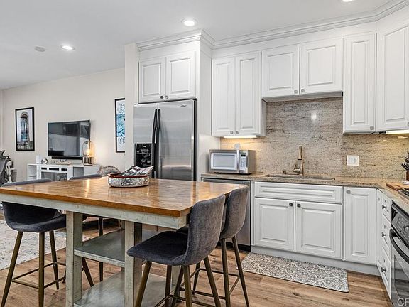 4th image of 550 Park Blvd Unit 2401