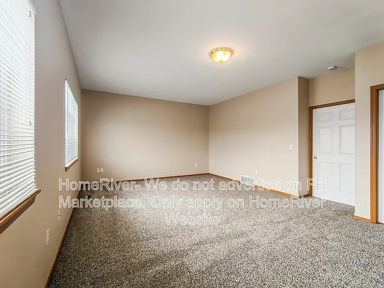 819 S Russell St — Photo 13