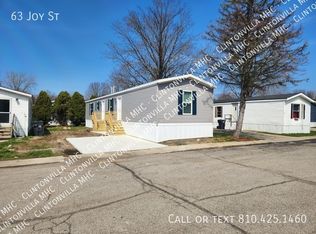 63 Joy St, Clarkston, MI 48346
