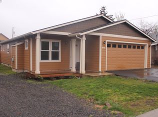 975 13th Ave, Seaside, OR 97138