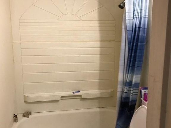 5th image of 2203 Moreland Dr