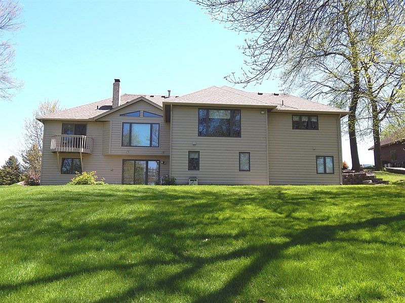 2nd image of 420 Campbell Ln NW