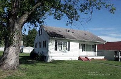 1st image of 2028 Chatham Ave