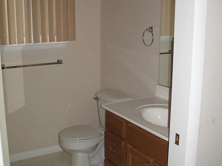 Master bath with toilet