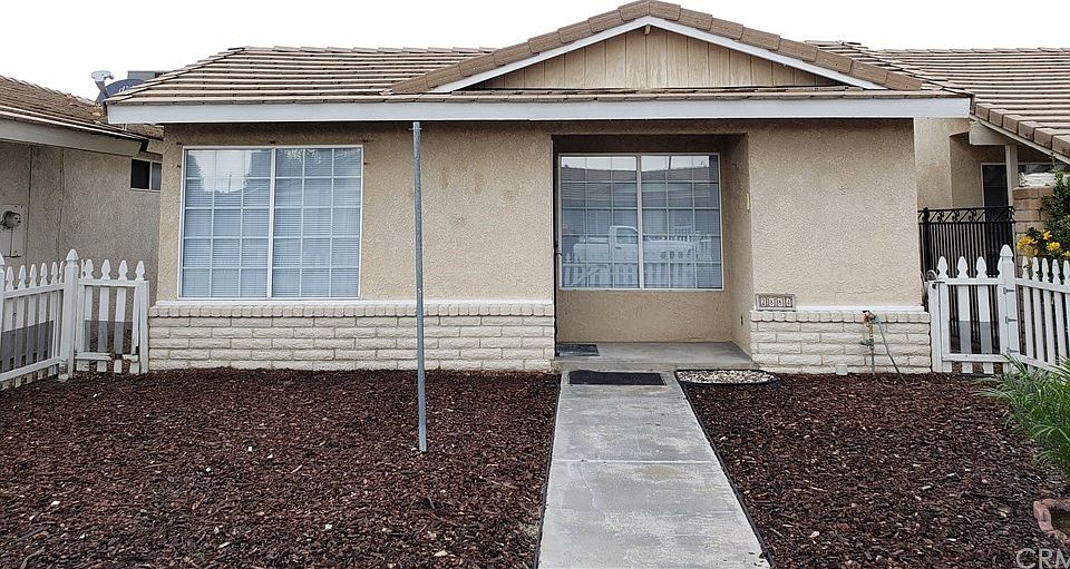 2nd image of 2884 Lynae Way