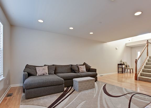 4th image of 1451 Pauline Cir