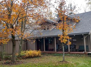 330 Warner Rd, Hubbard, OH 44425