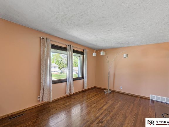 4th image of 12665 B St