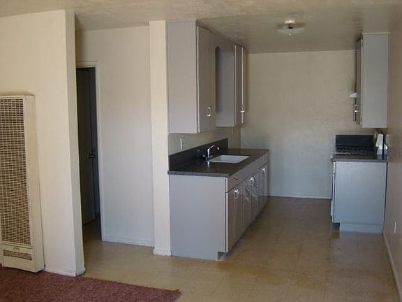 3rd image of 13321 Barbara St #10