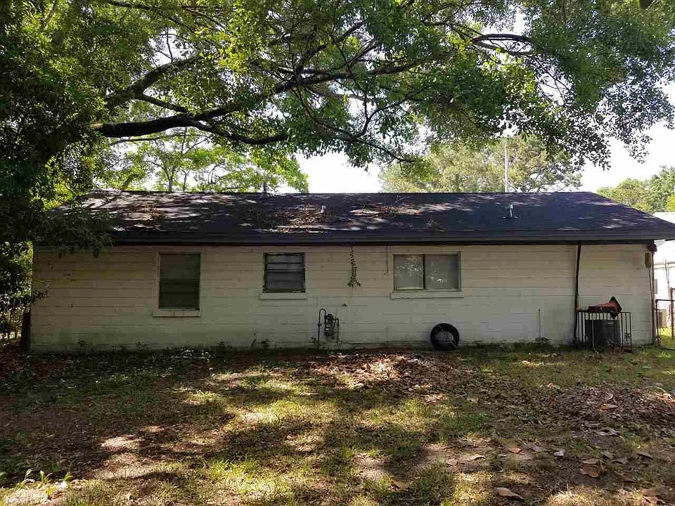2nd image of 2733 Bellemead Dr