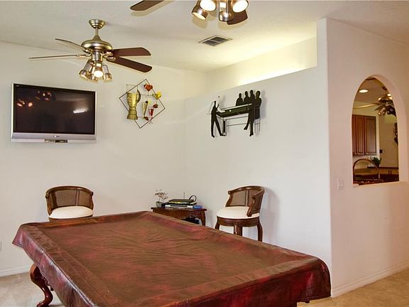 4th image of 1303 Selbydon Way